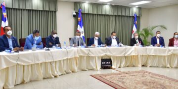 Comisión Especial del Senado entrevista a los aspirantes a titulares de Defensor del Pueblo