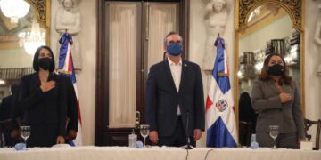 Presidente Abinader pone en funcionamiento 12 casas de acogida para proteger a mujeres víctimas de violencia de género a una inversión de RD$200 millones