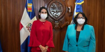 Primera dama y rectora de la UASD consideran establecer acuerdo de colaboración en beneficio de Niñez y Adolescencia