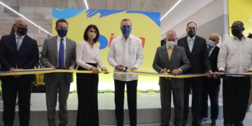 Apoyo al sector privado: presidente Abinader inaugura tienda Sirena Los Alcarrizos