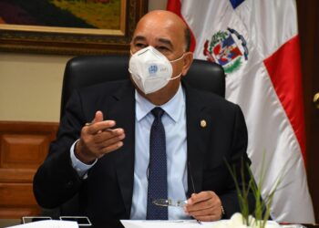 Socializan con CONAPE y la Fundación Manos Ley sobre protección a envejecientes