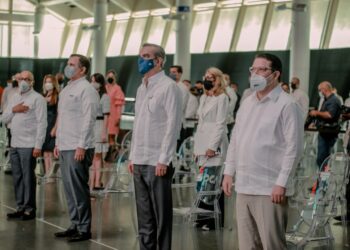 Aduanas marca hito en el país con el Despacho en 24 Horas