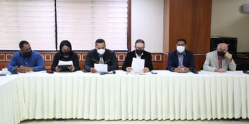 Diputados reciben posición sector sindical sobre proyecto de ley del 30%