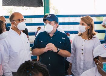 Ministerio Administrativo de la Presidencia acompaña al Gabinate de Salud en jornadas de vacunación