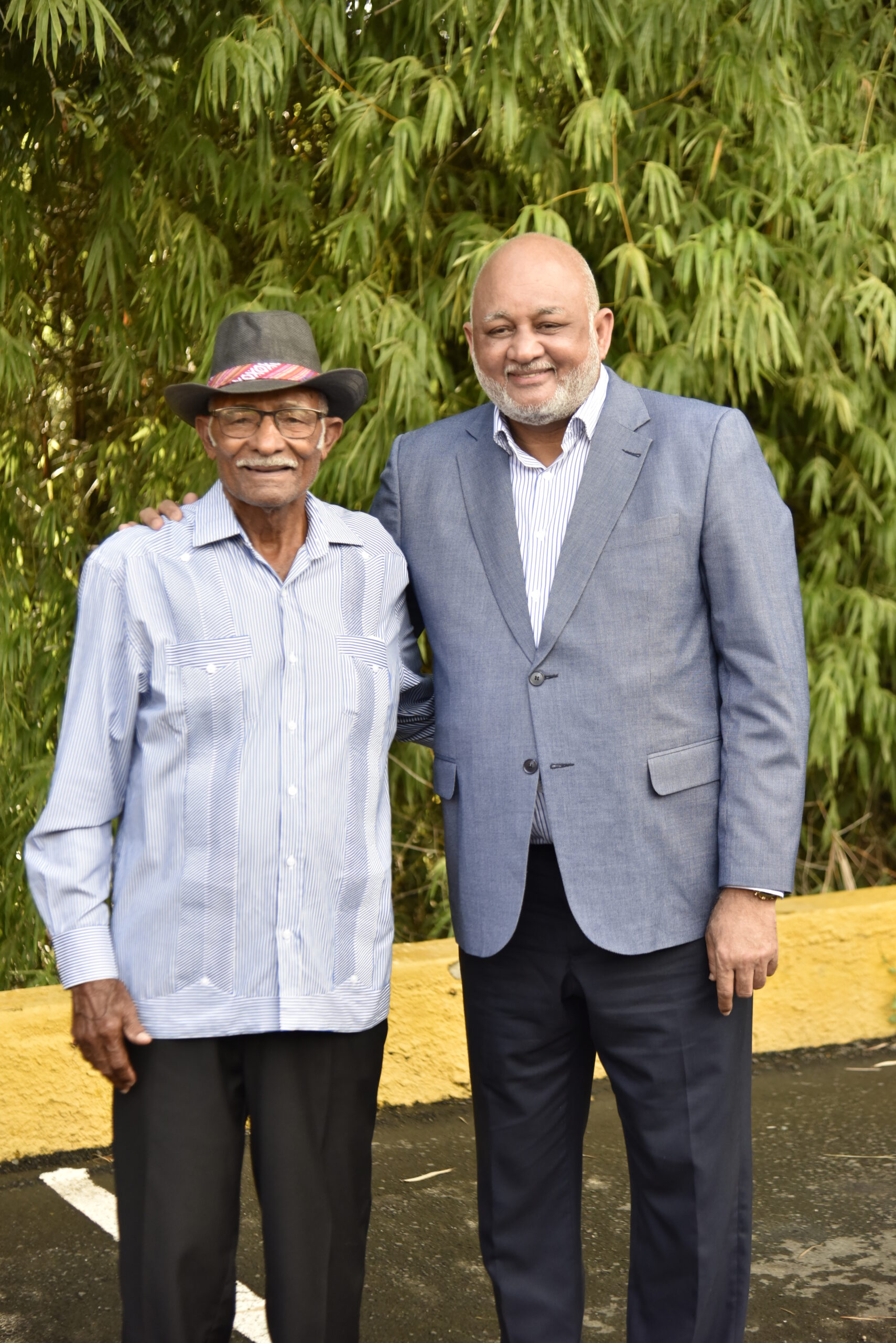 Fallece padre del ministro de Educación