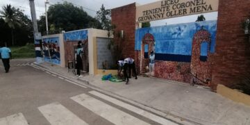 Estudiantes de la  Artes cierran año escolar  “La alegría tricolor, los matices que nos unen”
