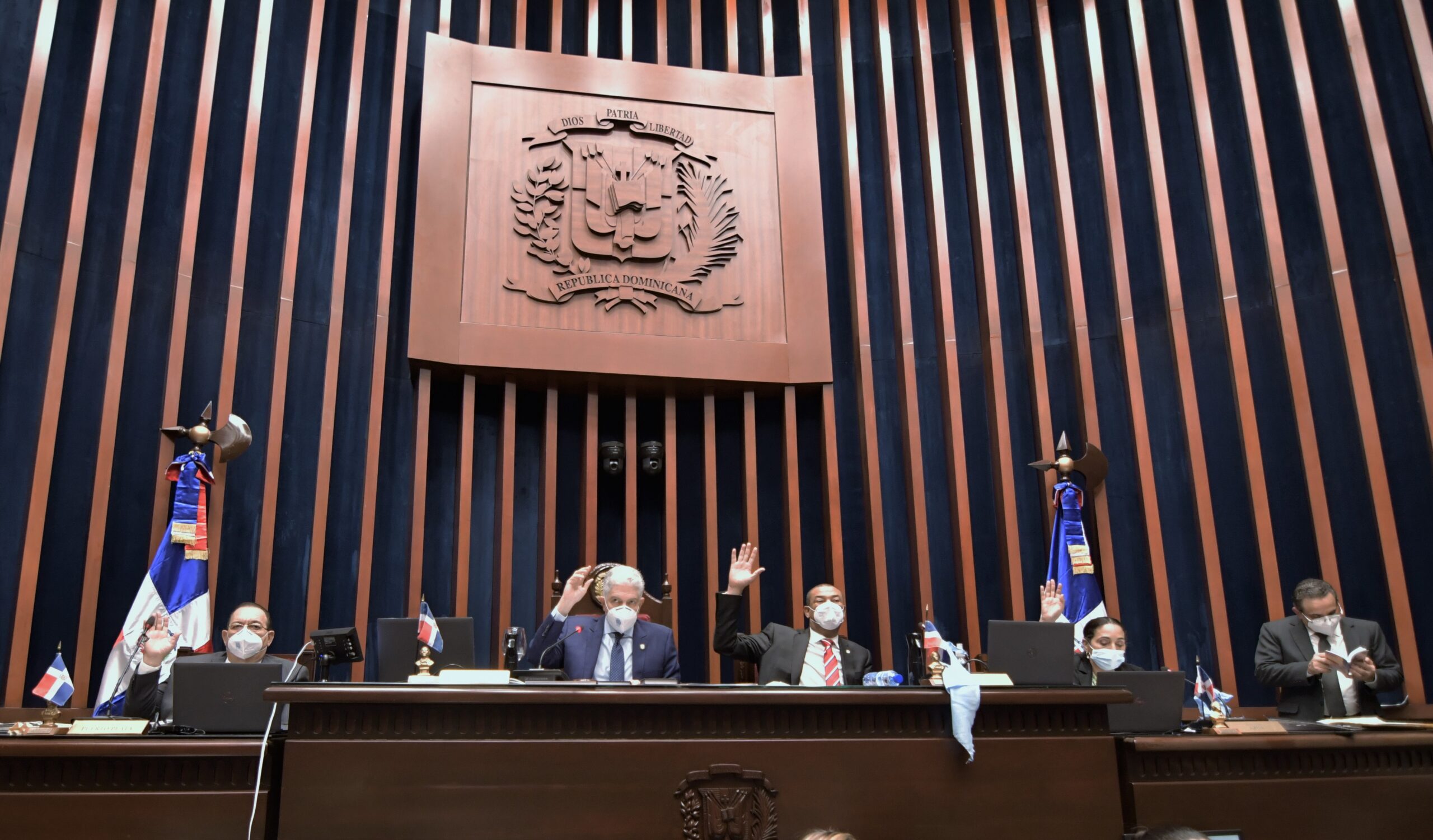Senado envía a la Comisión de Salud la nueva solicitud del estado de emergencia