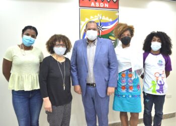 Guzmán aboga por construcción de casa comunitariaen SDN para  denuncias de violencia de género