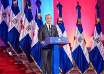 Abinader anuncia reforma constitucional para consolidar independencia del Ministerio Público