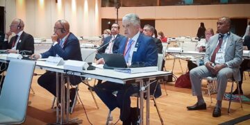 Eduardo Estrella propone reducción deuda a países que vacunen al 70%