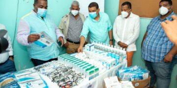 Gabinete de Política Social entrega  medicamentos en hospitales del país
