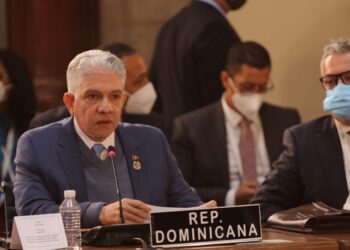 Eduardo Estrella propone crear un fondo  para crear modelo de desarrollo en América Latina y el Caribe