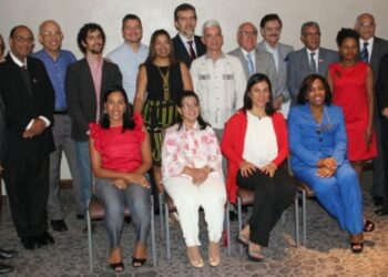 Salud Pública no cumple sus propias regulaciones en  consumo de tabaco