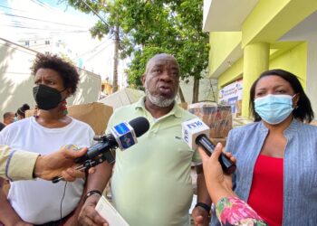 La diáspora haitiana en República Dominicana provee asistencia humanitaria a afectados por el terremoto en Haití