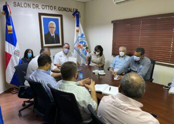 CONALECHE garantiza abastecimiento de leche para el Desayuno Escolar