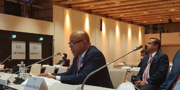 Alfredo Pacheco aboga  en cumbre por más atención a recursos humanos y  del medio ambiente