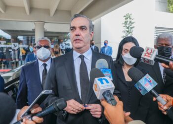 Presidente Abinader califica muerte de Leslie Rosado como acto de salvajismo y garantiza se hará justicia