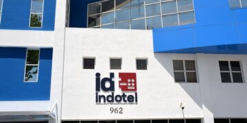 Indotel realiza acto de apertura de ofertas económicas presentadas para la licitación del despliegue de 5G en el país