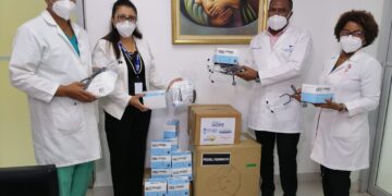 Hospital San Lorenzo de Los Mina rercibe visita de Fundación Project HOPE