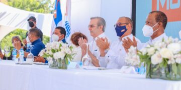 Con Inversión de 1500 millones, gobierno inicia reconstrucción carretera Barahona