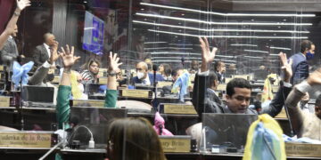 Diputados convierten en ley proyecto aumenta valor de referencia de viviendas de bajo costo