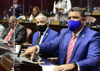 Diputados aprueban contrato de Fideicomiso para desarrollo del transporte de RD