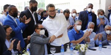 Relanzan el FEDA con juramentación de Efraín Toribio y Hecmilio Galván como presidente y director ejecutivo