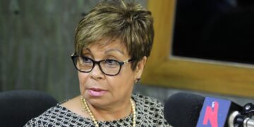 Diputada Lila Alburquerque también advierte sobre planes de unificar la isla