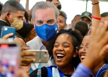 Presidente Abinader encabezó este sábado actividades en San Cristóbal