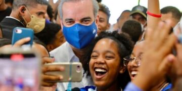 Presidente Abinader encabezó este sábado actividades en San Cristóbal