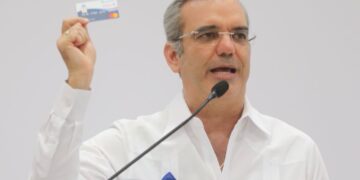 Presidente Abinader anuncia Entrega  Bono Navideño a  partir del 4 de diciembre