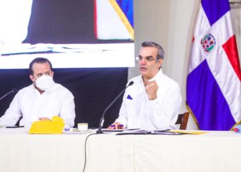 Presidente Abinader recibe a 114  juntas de vecinos de El Seibo y dispone numerosas soluciones