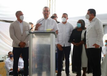 Presidente Abinader dispone obras por más de RD$979 millones en Monseñor Nouel