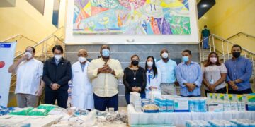 29 millones más entrega el Gabinete de política Social en medicamentos a hospitales de Santiago