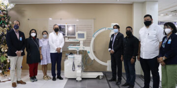 Fundación Refidomsa dona al hospital José María Cabral un equipo para cirugía
