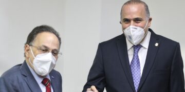 SENADOR ALEXIS VICTORIA DONA UN MILLÓN DE PESOS A LA ASOCIACIÓN DOMINICANA DE REHABILITACIÓN