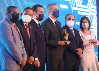 Presidente Abinader: Inversiones de RD$79,000 millones de industriales en el 2022 es el mejor regalo de navidad al Pueblo Dominicano