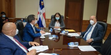 Senadores favorecen fortalecer servicios básicos para mejorar estado de salud mental