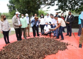 Gobierno renueva por 10 años plan de manejo de cuenca del río Yaque del Sur