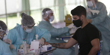 En RD más de 61 menores de 20 años se han contagiado de SARS-COV-2