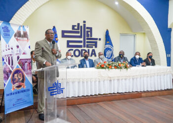 INDRHI comparte detalles de presa de Monte Grande durante conferencia en CODIA