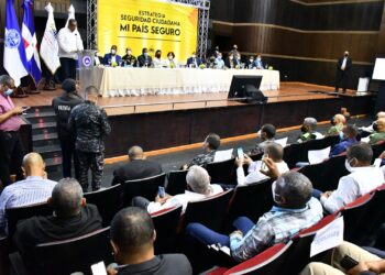 Estrategia Integral de Seguridad Ciudadana “Mi País Seguro” llega a Barahona y Oviedo de manera simultánea