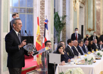 Presidente Abinader: «es responsabilidad de todos seguir impulsando el turismo como la gran locomotora que llevará a RD por el desarrollo social y económico»