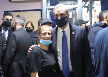 Presidente Abinader visita Zona de dominicanos en Madrid