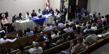 Director del INAPA escucha necesidades representantes de Santiago y Línea Noroeste