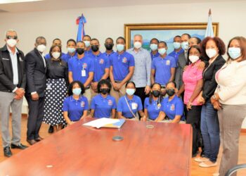 EGEHID recibe en hidroeléctricas primer grupo de pasantes del Politécnico Lilliams Miranda de Yaguate