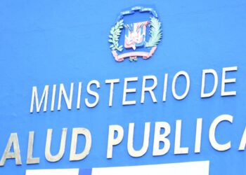 Casos de COVID-19 y ocupación hospitalaria sigue descendiendo en RD