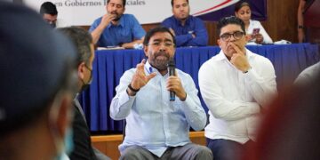 INDRHI supervisa trabajos en canal Mayor y cañada Grande en provincia Duarte