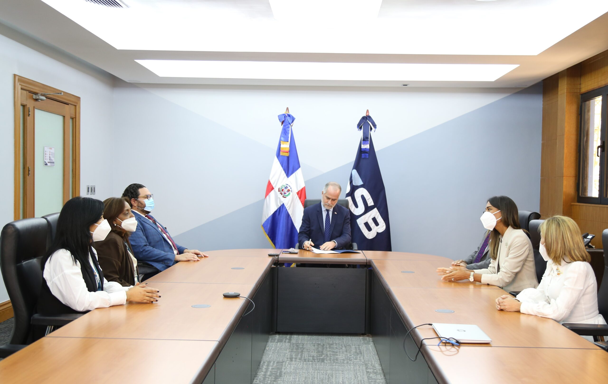 Usuarios podrán solicitar el cese de llamadas para la venta de nuevos productos y servicios bancarios