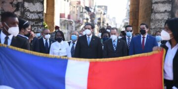 Ministro de Salud: presidente no ha decretado fin de la pandemia; sólo ha querido flexibilizar las medidas